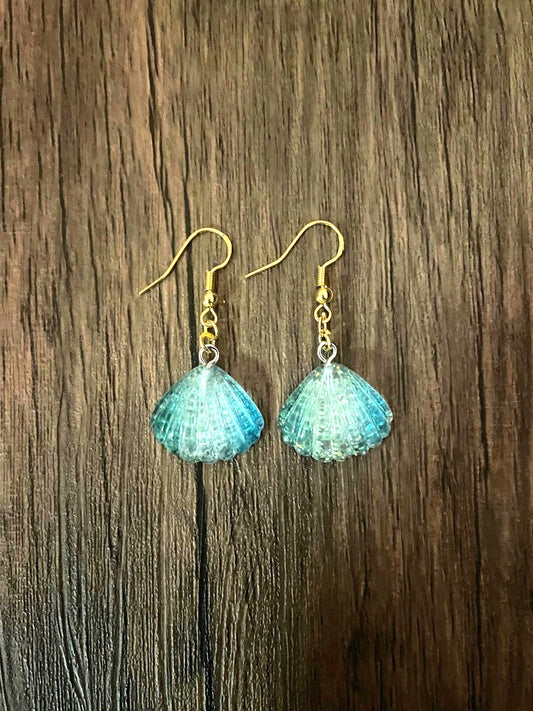 Love Summer Green Seashell Charm Earrings