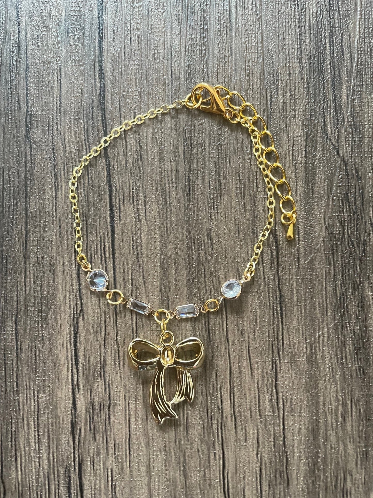 Love Bows Gold Charm Bracelet