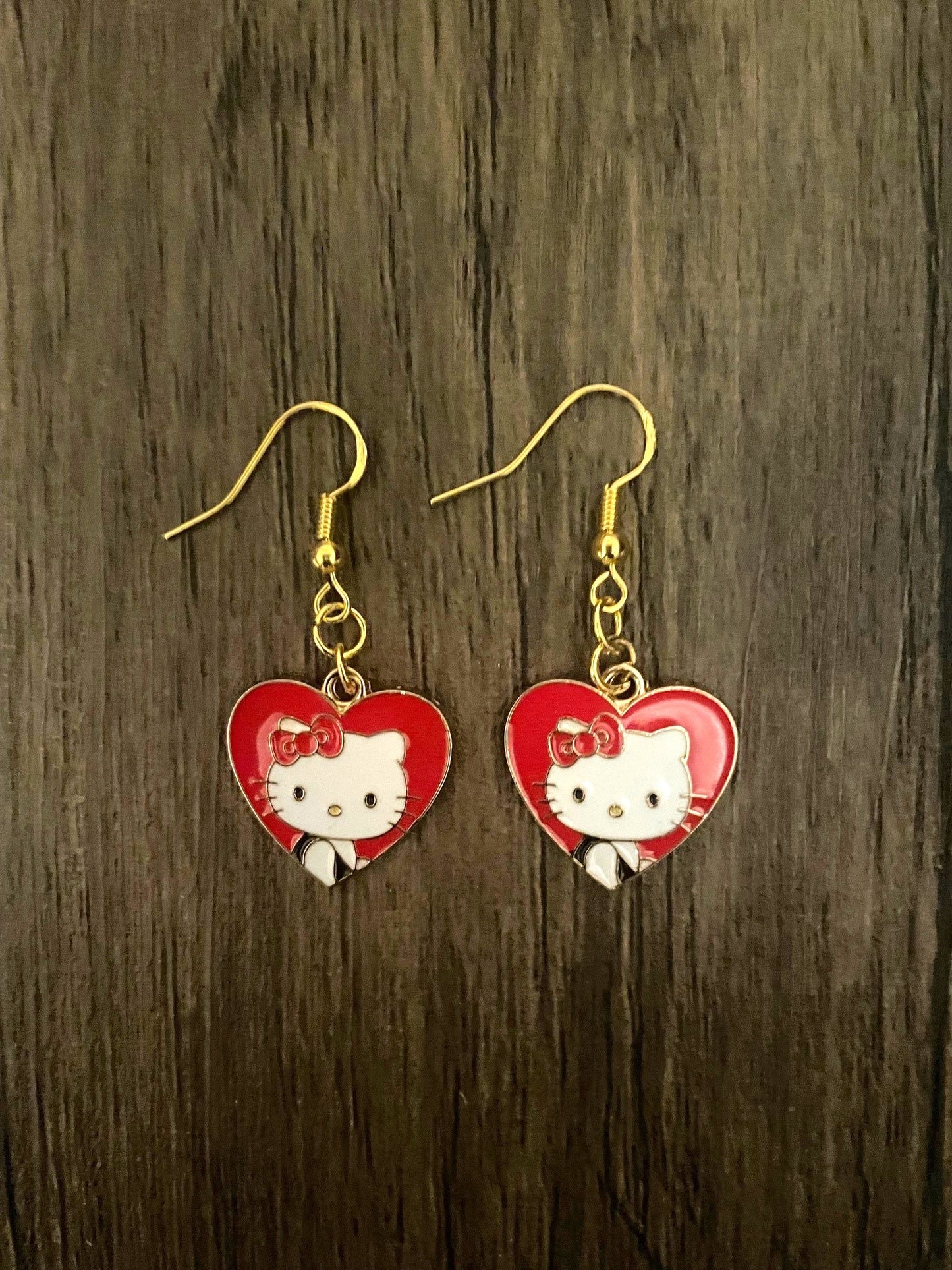 Red Heart Hello Kitty Earrings
